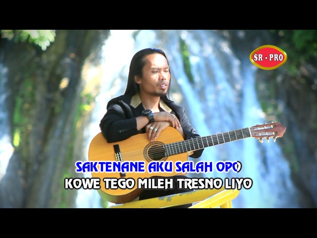 Arya Satria - Aku Salah Opo | Dangdut (Official Music Video) class=