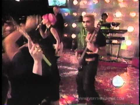 No Doubt - It&#039;s The End Of The World As We Knew It [Live MTV New Year&#039;s Eve 2000]