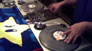 Quick Breakbeat Session on Technics SL-1800mk2's  ig @dj360nyc