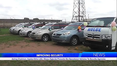 Acting Chairman, Ikpoba-Okha LGA, Obosa Ogbeide Presents 6 Operational Vehicles To Security Agencies