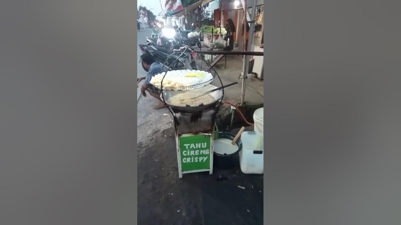 siapa yang di daerahnya kalo pagi ada yang jual tahu crispy gaes...#shorts siapa yang di daerahnya kalo pagi ada yang jual tahu crispy gaes...#shorts