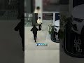 Fakir hissettiği için içeri girmedi...❤️
