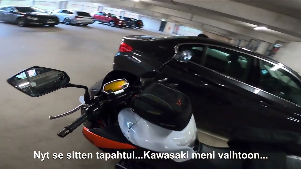 Kawasaki Z1000 meni vaihtoon