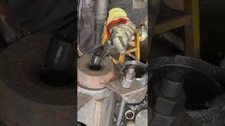 METAL CAPS!π₯βοΈπ±#tech #engineering #industrial #manufacturing