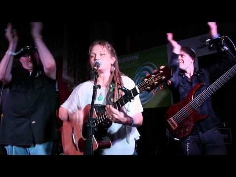 SXSW: Crystal Bowersox w/John Popper - "Riding Wit...