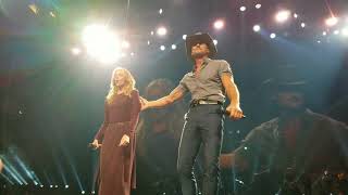 Knew You Were Waiting - Soul2Soul - Faith Hill & Tim McGraw Orlando 10-21-2017