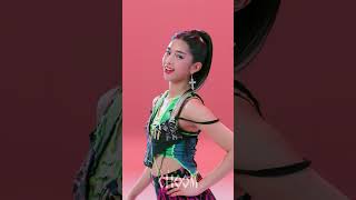 (#VisualFocused) #KATSEYE 'PINKY UP' | STUDIO CHOOM ORIGINAL #shorts