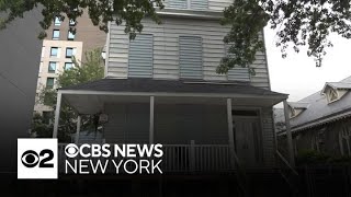 Neighbors say abandoned home in the Bronx has been nothing but a problem for 2 decades