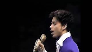 Video thumbnail of "Prince - Musicology (The Palace of Auburn Hills, Detroit -31.07.2004)"