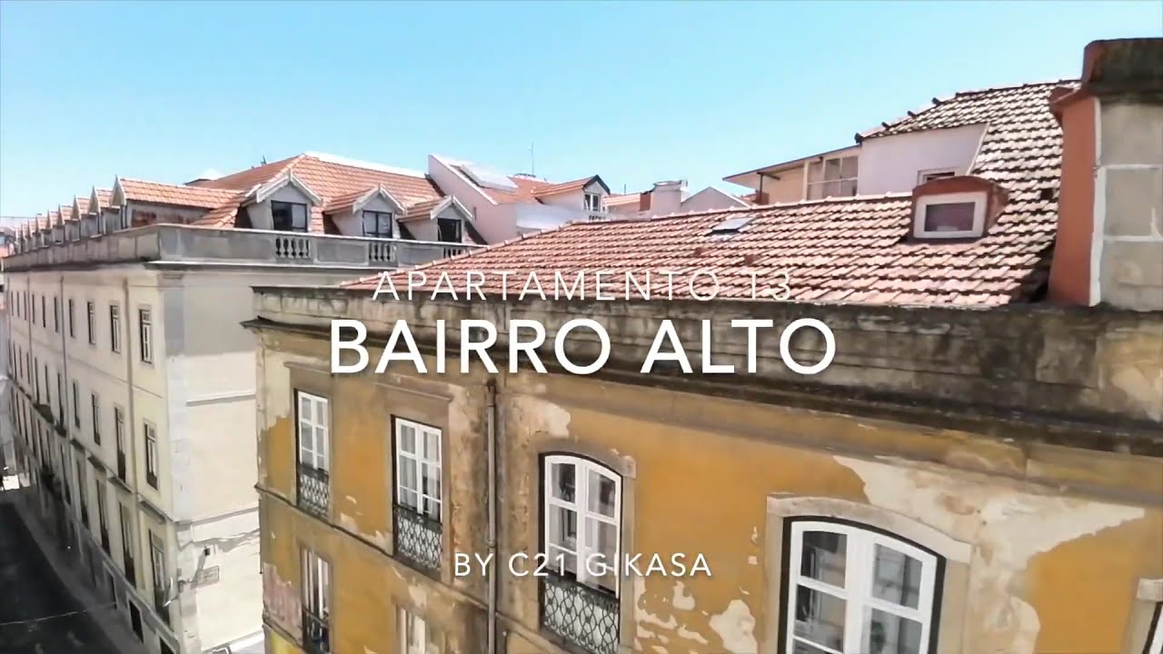 Three bedroom apartment for sale in the famous Bairro Alto suburb
