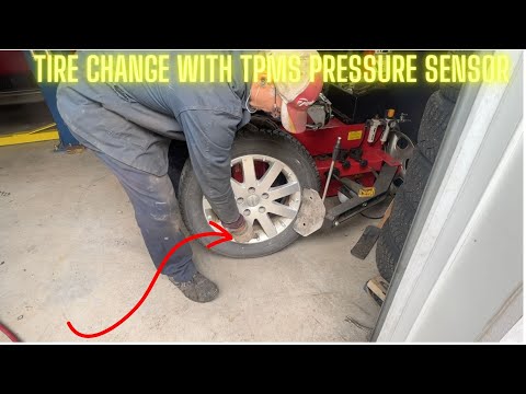 How to Change / Install a Tire without Breaking the Tire TPMS Pressure Sensor. No Damage