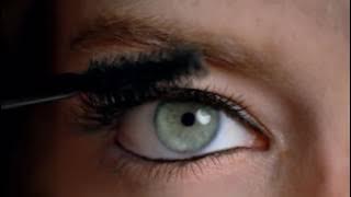 Download lagu Emma Stone Wears Lash Potion Mascara in Revlon Commercial