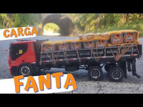 Transformando o mini Iveco Tector no caminhão da Coca-Cola - plotagem-  parte 2 