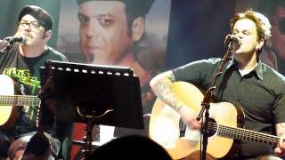 Video thumbnail of "The Bitch Song (Acoustic), by Bowling For Soup (UK 2011)"