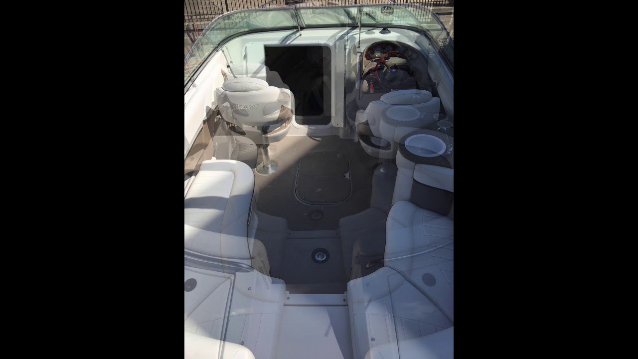 2004 245 FourWinns Sundowner