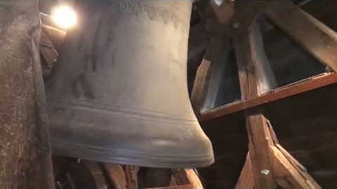 CHUÔNG EMMANUEL CỦA NHÀ THỜ ĐỨC BÀ PARIS