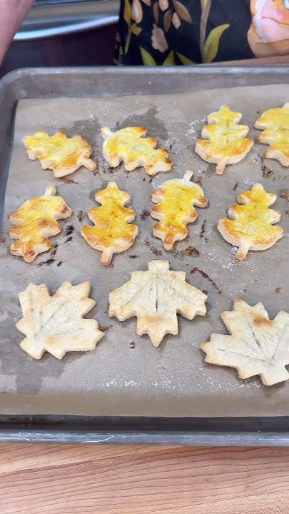 How to Use Leftover Pie Crust 🥧 - YouTube