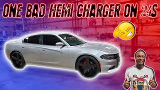 CHECK OUT THE DUB BALLERS RIMS I PUT ON THIS RT CHARGER