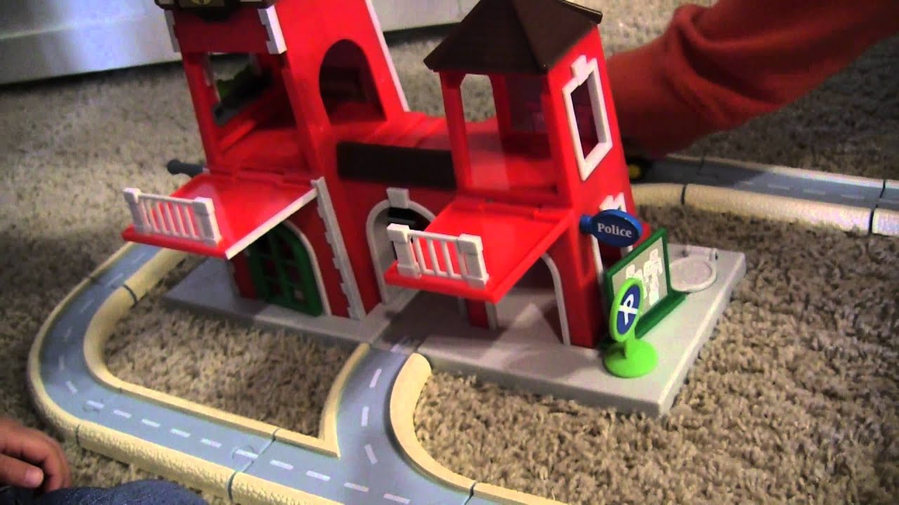 Busytown Town Hall Deluxe Playset Video Review The Toy Spy YouTube