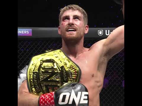 AND STILL 👑 Jonathan Haggerty 🇬🇧 stays unbeaten in ONE kickboxing with his third title defense!