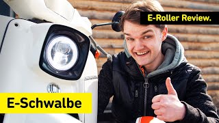 Der E-Schwalbe Elektroroller | @Tips, Tricks &amp; More testet Reichweite, Laden und Alltagstauglichkeit