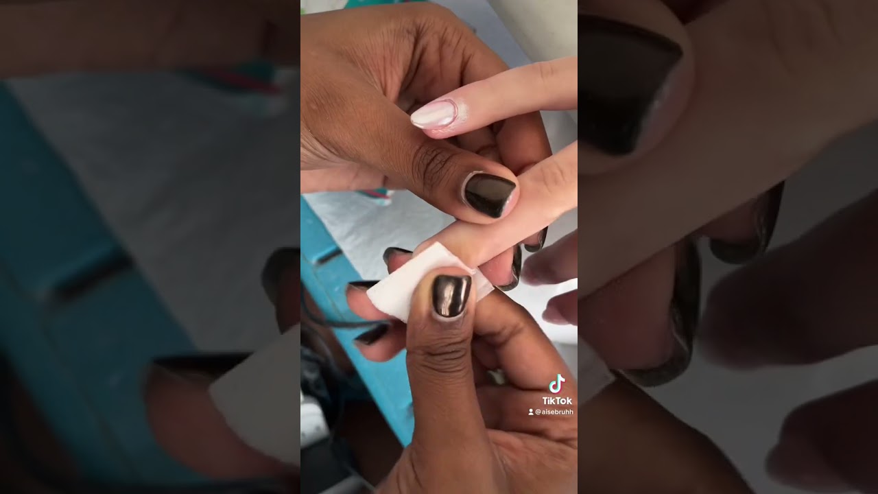 hailey bieber glazed donut nails tutorial 