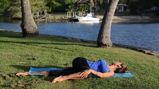 Lying spinal twist (Supta matsyendrasana) 