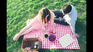 Famous dinner date - slowed Wealth