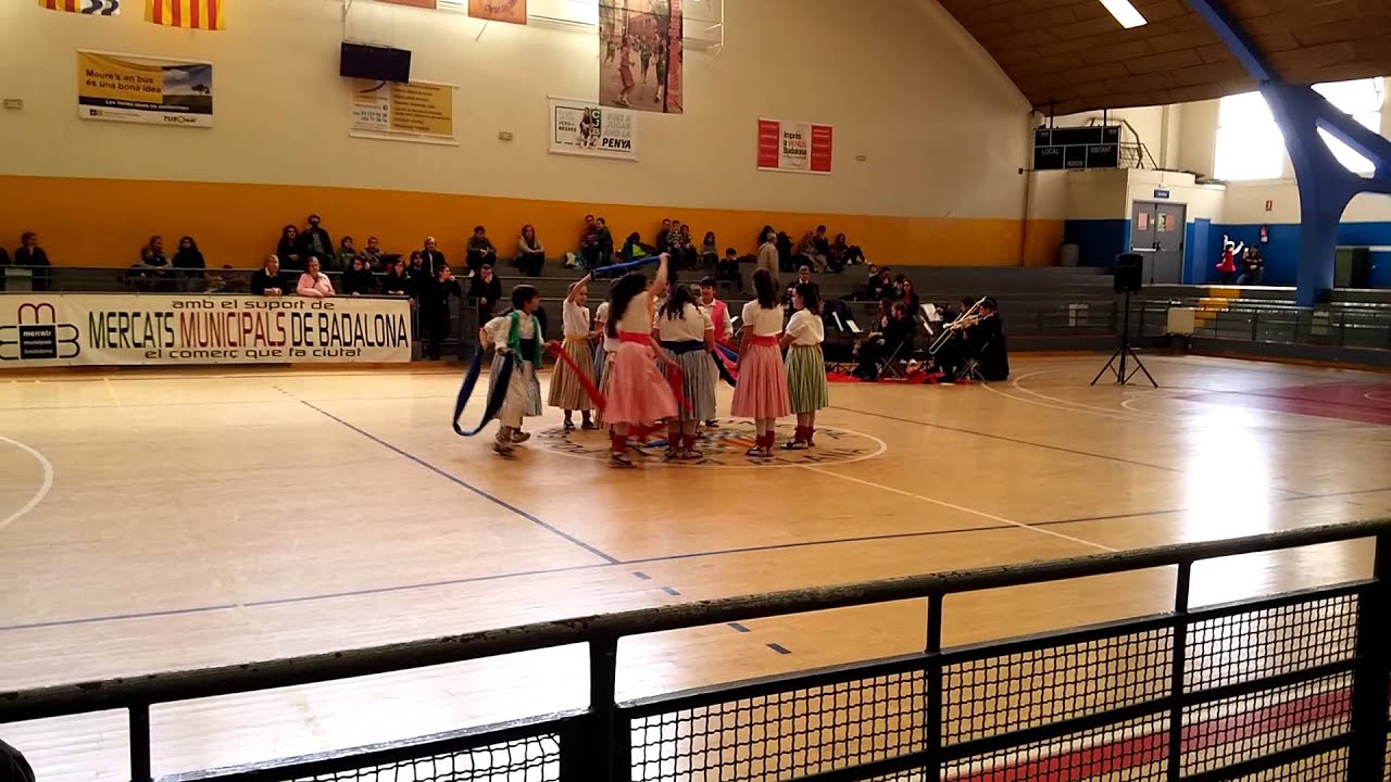 Ball de faixes. Esbart Sant Jordi. II Trobada d'Esbarts Infantils Badalona