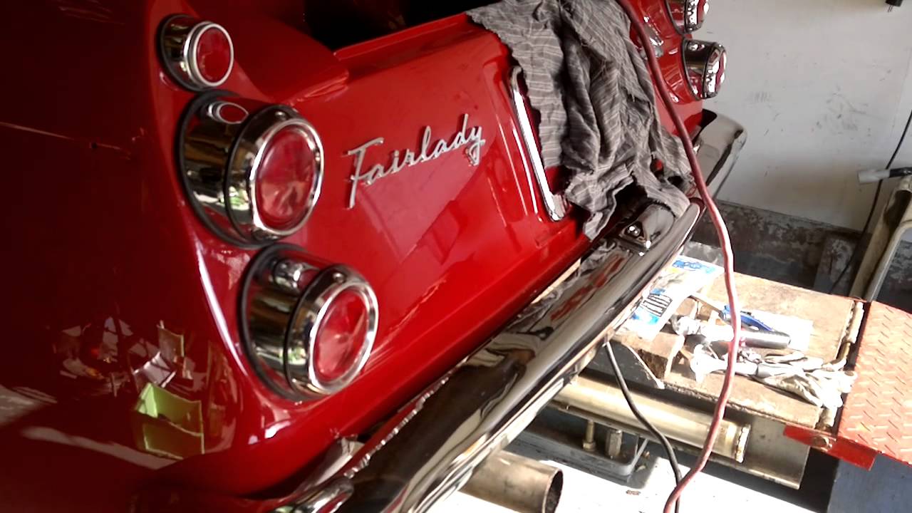 Datsun Fairlady Roadster with SR20DE engine 15-05-2014