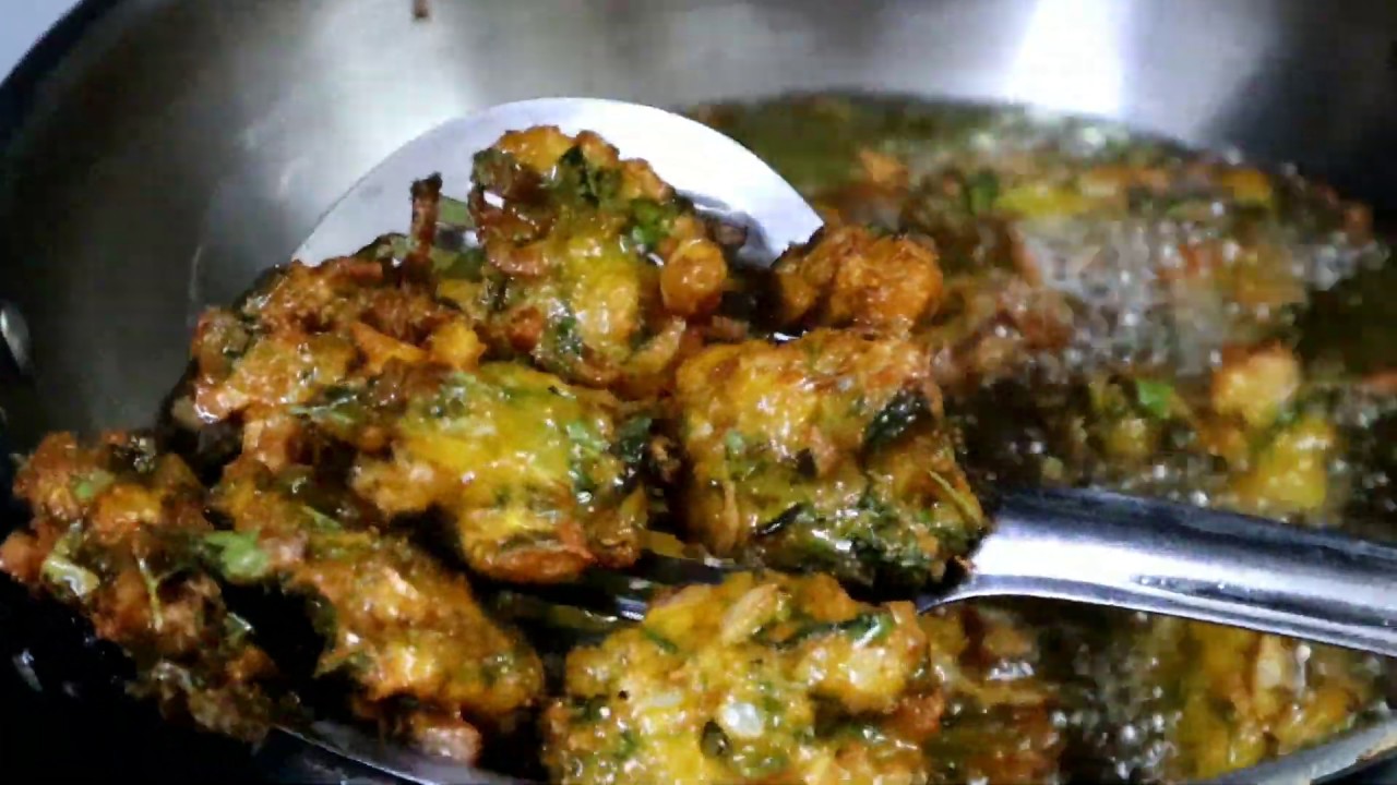 INDIAN COMMERCIAL RECIPE ||  Moong ki daal ka bhajiya*