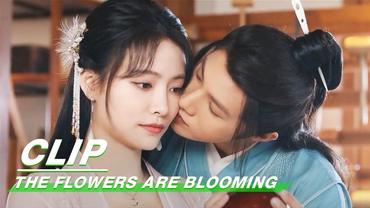 Clip: Li Kisses Chen To Assure Her | The Flowers Are Blooming EP08