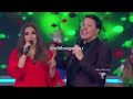 Angélica Vale y Raúl Gonzales Cantando un Mix De Canciones Navideñas en &quot;Que Noche&quot; (2016)