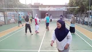 volleyball asyiiik warga ERMAGEL 👏🏻🫰🏻❤️#setketiga#fffyyyppp #menyalurkanhoby #olahragasantai 