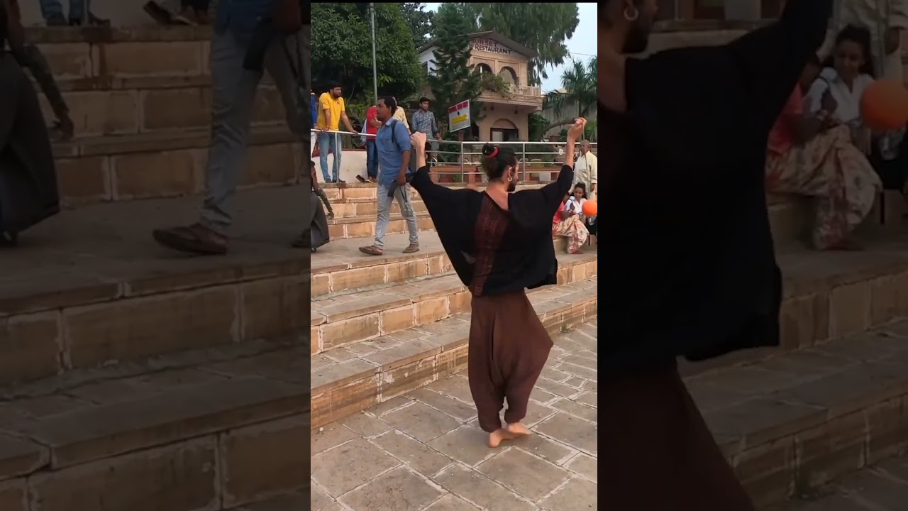 Vibrant Pushkar 🕌✨🐪 Amazing Poi Ball Dance 🇮🇳 India 