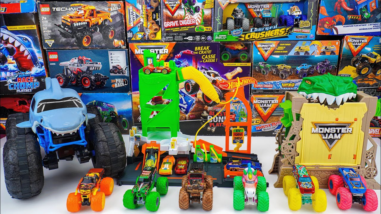 Monster Jam Collection Unboxing Review | Monster Jam Max-D Break Free Playset