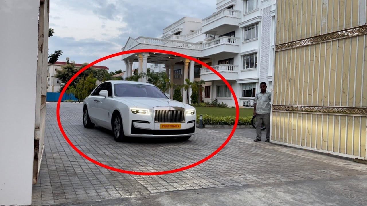 Great Gatsby Free RollsRoyce if you buy R92m Houghton mansion