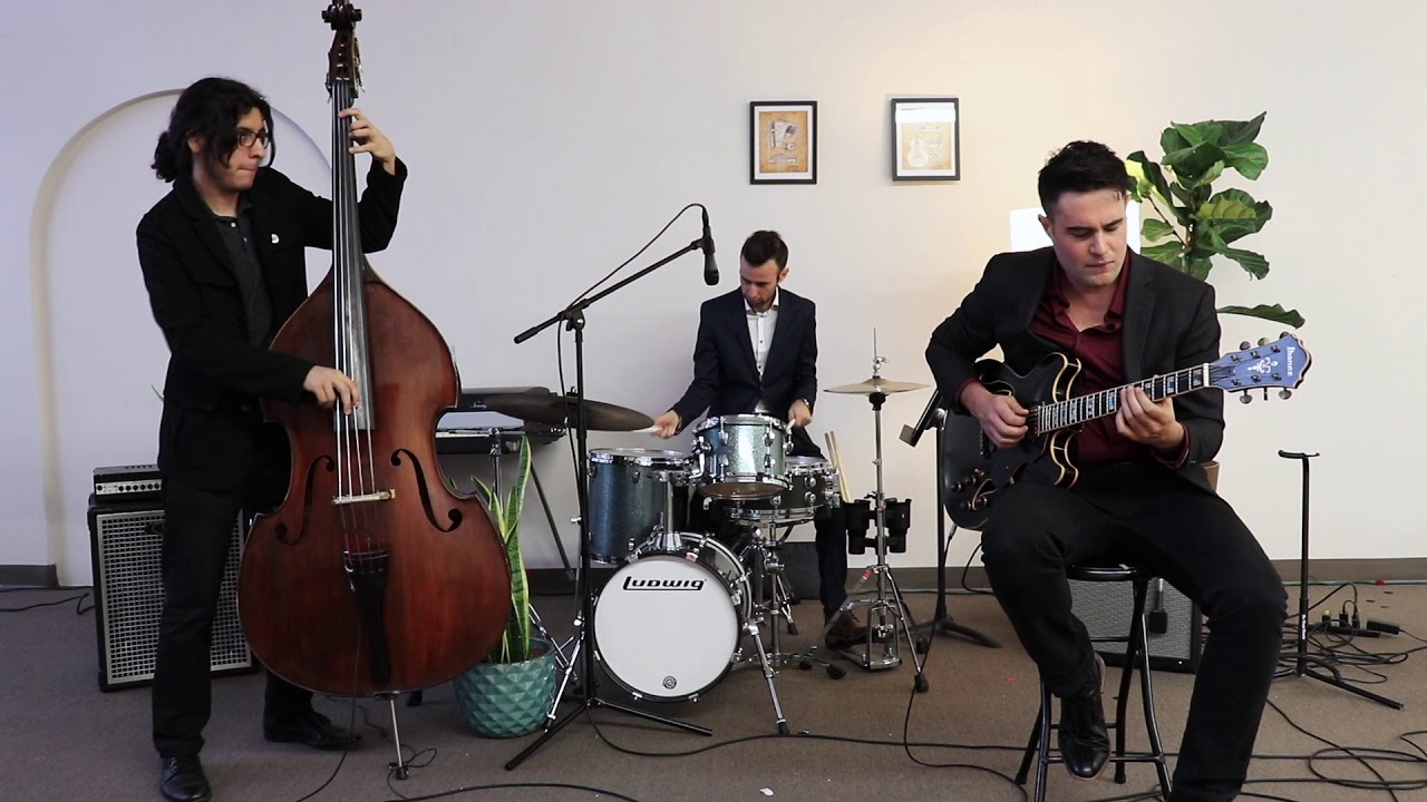 "The Chicken" Jazz Fusion , Live In Studio YouTube