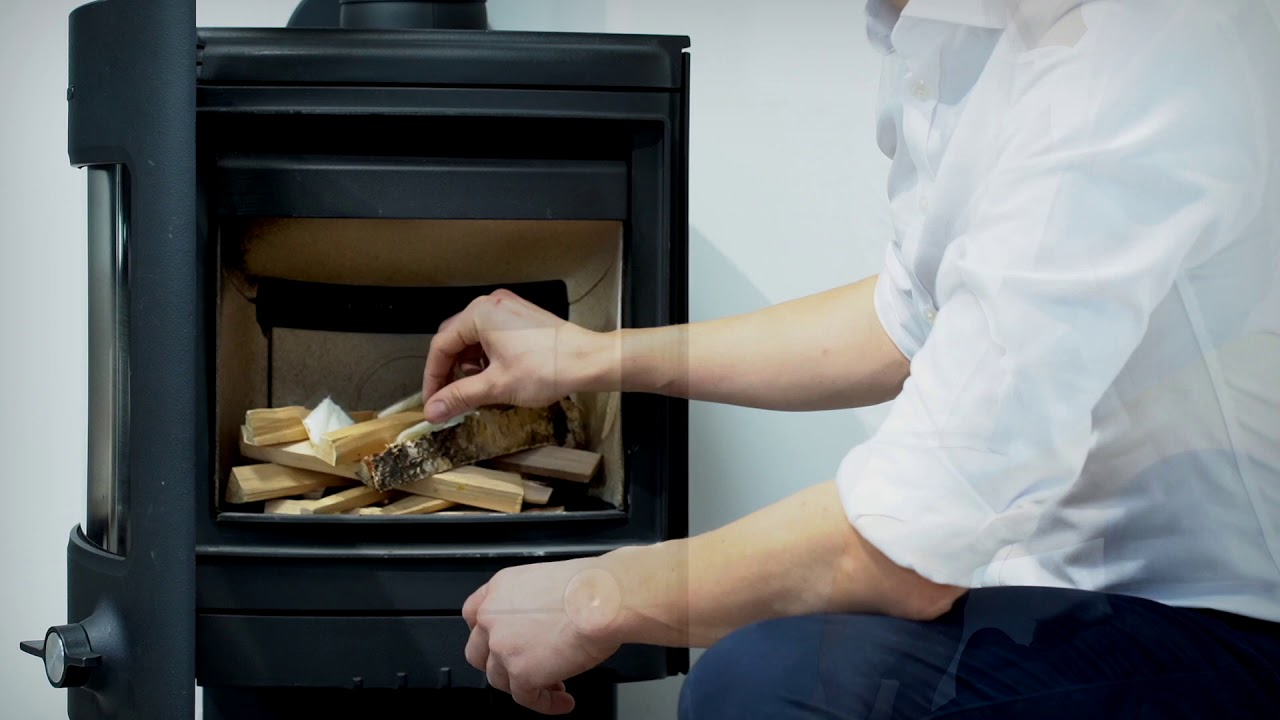 Optænding af brændeovn