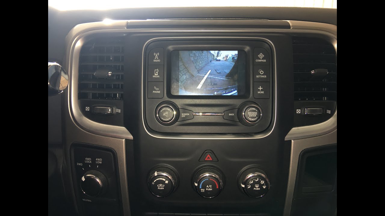 Instalación de cámara reversa para Dodge Ram 2500  Años 2013 2018