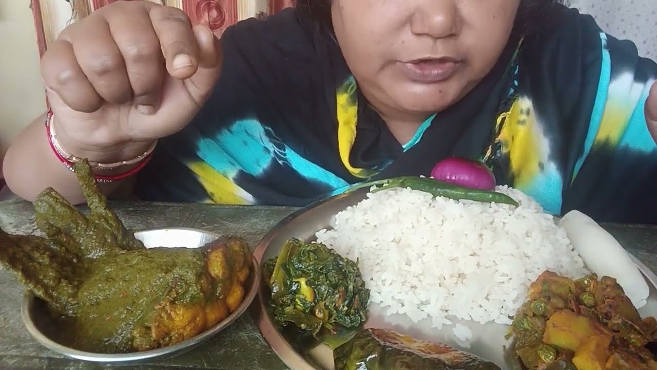 Fish 🐠 curry 🔥😋, shak fry, brinjal fry,mixed veg with rice, 🧅, chillies, mooli 