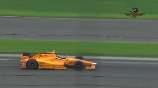 🚨CHOC FERNANDO ALONSO TUE 2 OISEAUX A INDY LORS DES ESSAIS DE ROKKIE screenshot 2