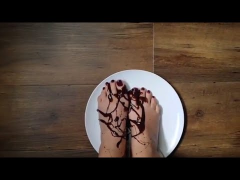 SEXY GIRL FEET AND CHOCOLATE SYRUP