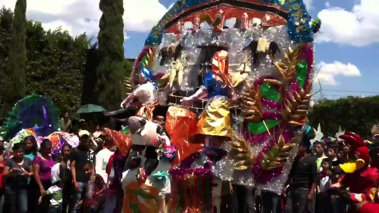 Carnaval charo michoacan 2014 el cobra indaparapeo