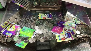 Dave & Busters Arcade - Spongebob Coin Pusher - hoping for Gary
