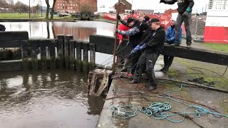 Weapons and The Biggest Safe ever found Magnet Fishing #35