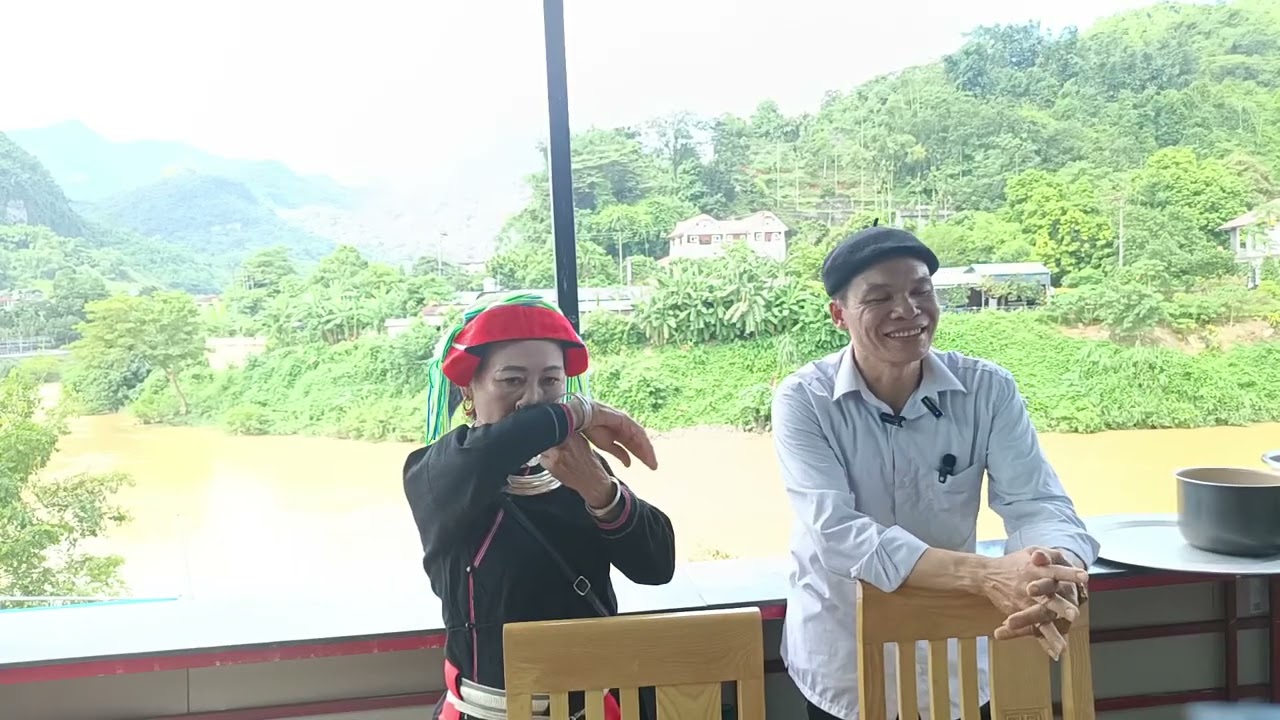 Hát giao duyên tại nhà hàng quán Hoa linh nhân dịp 02/9/2025#yenloan #tadatcaobo 