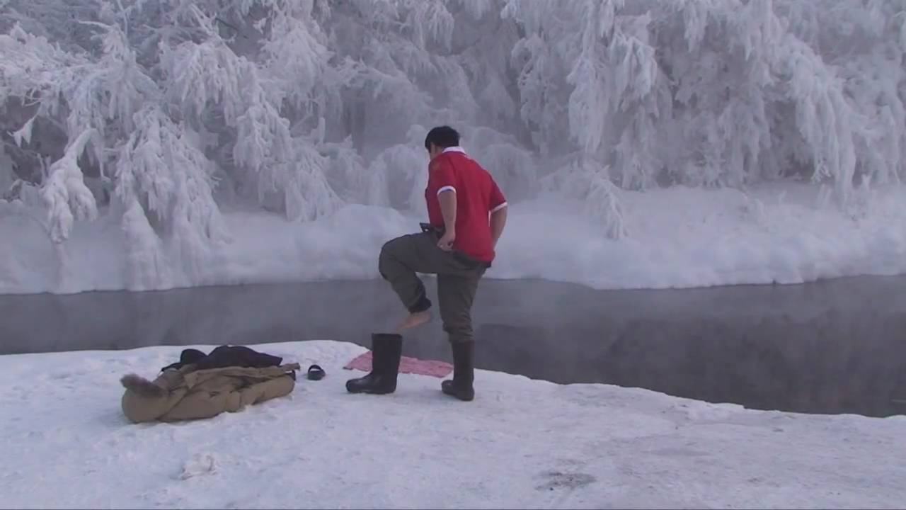 Swimming in Yakutia at minus 52 degrees