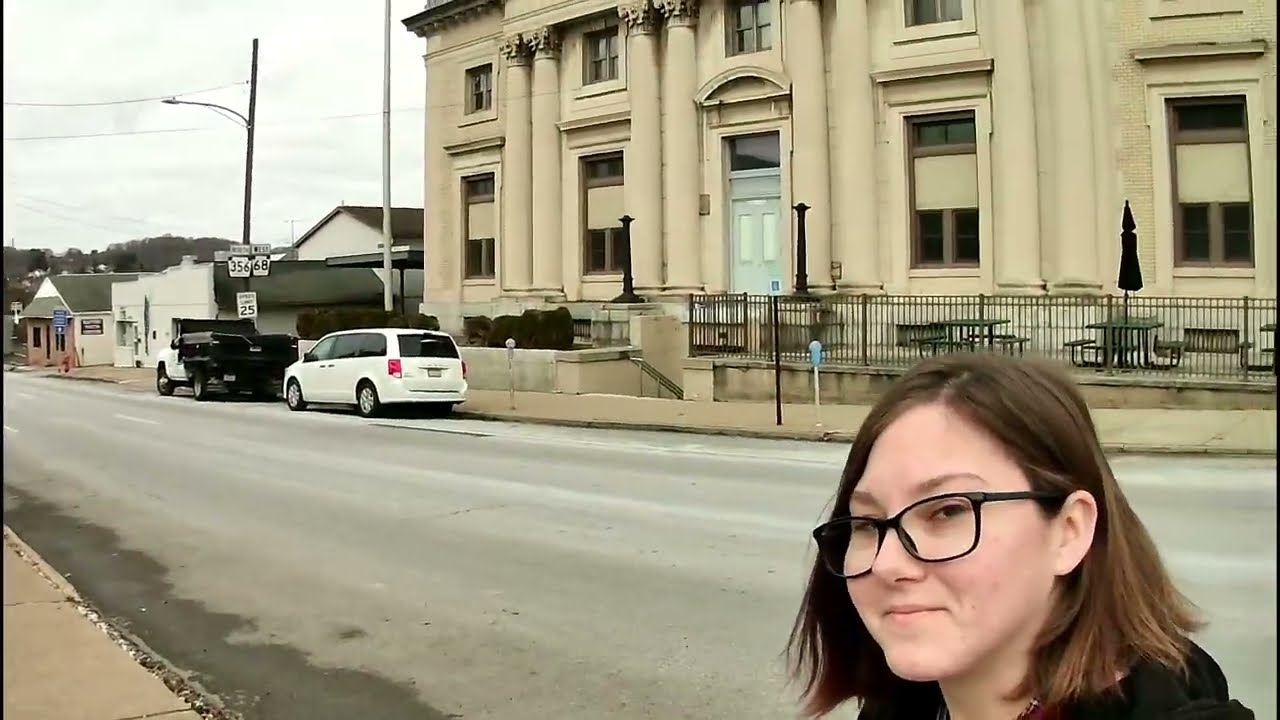 Приглашаем вас прогуляться по Батлеру, штат Пенсильвания, вместе со мной и моей внучкой.