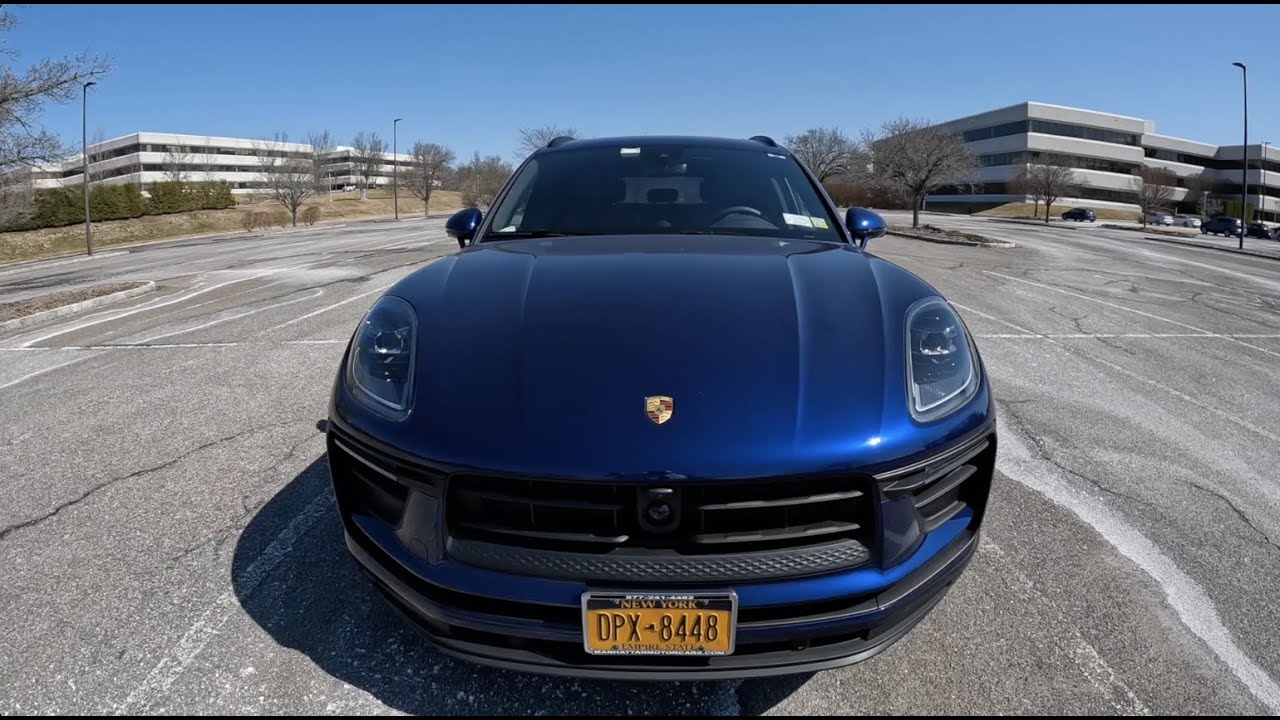 2022 Porsche Macan Base Model HD   1080p
